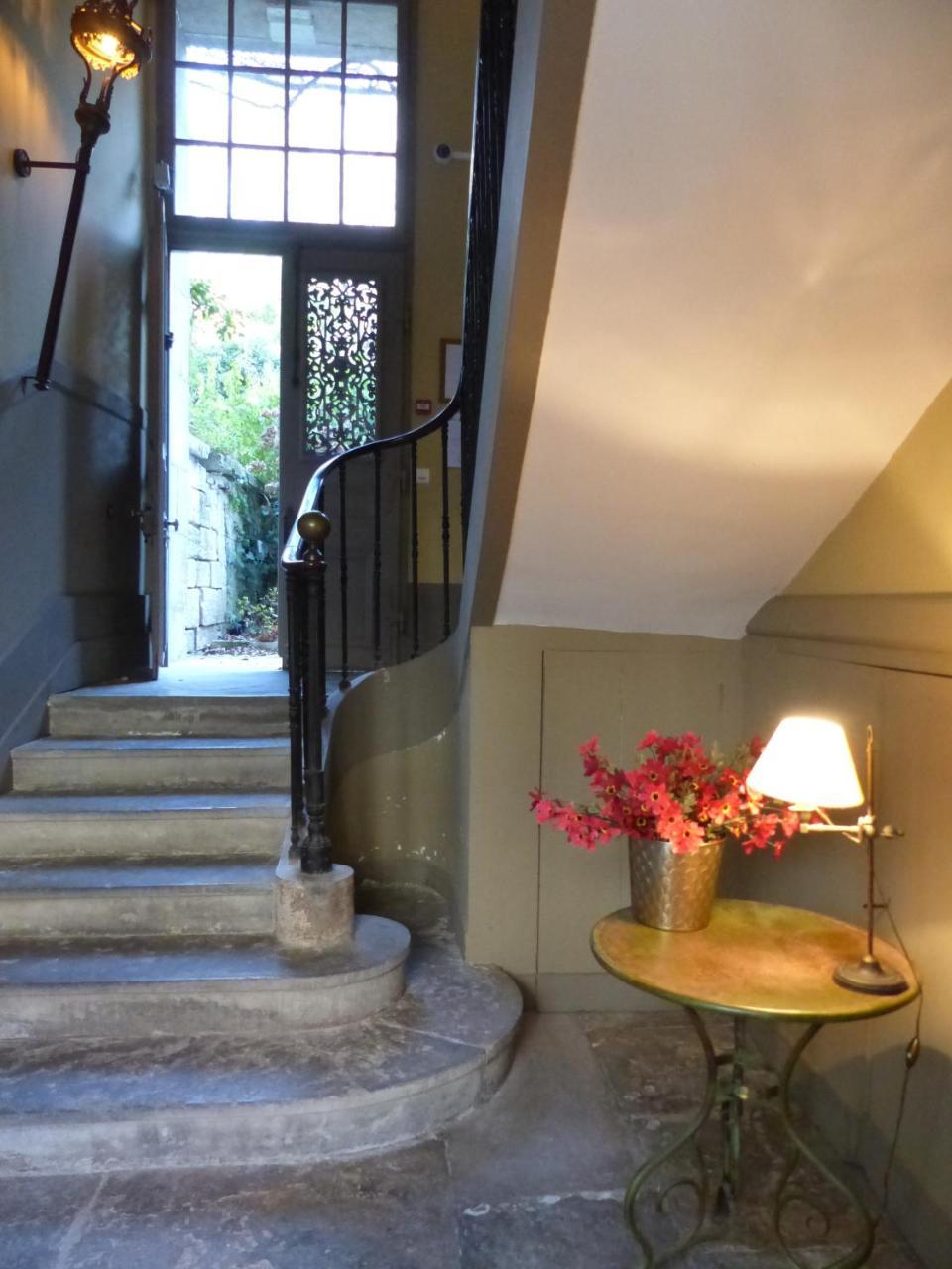 Residence Charles Quint Μπεζανσόν Εξωτερικό φωτογραφία
