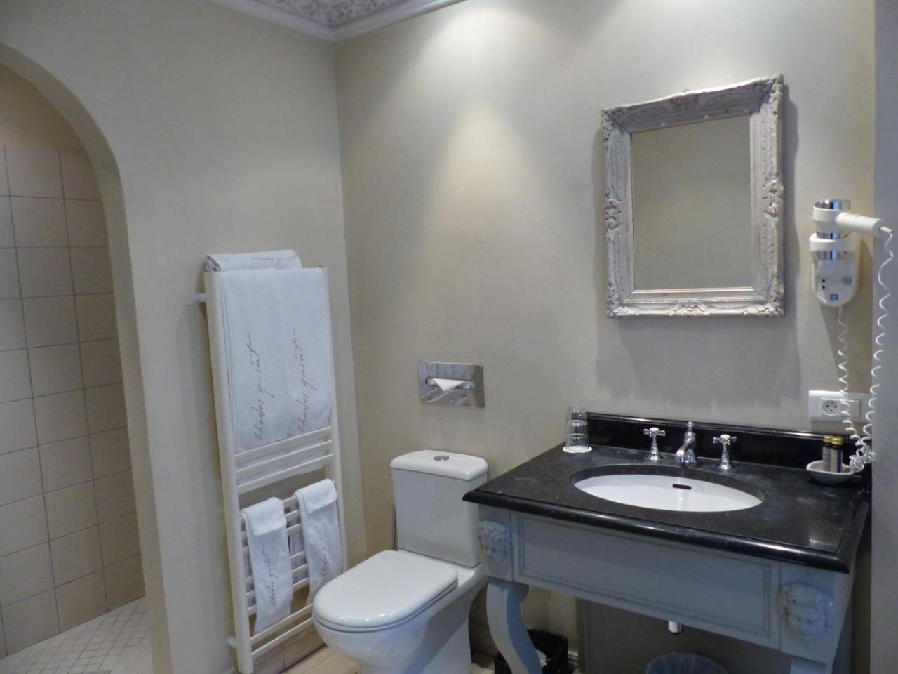Residence Charles Quint Μπεζανσόν Εξωτερικό φωτογραφία