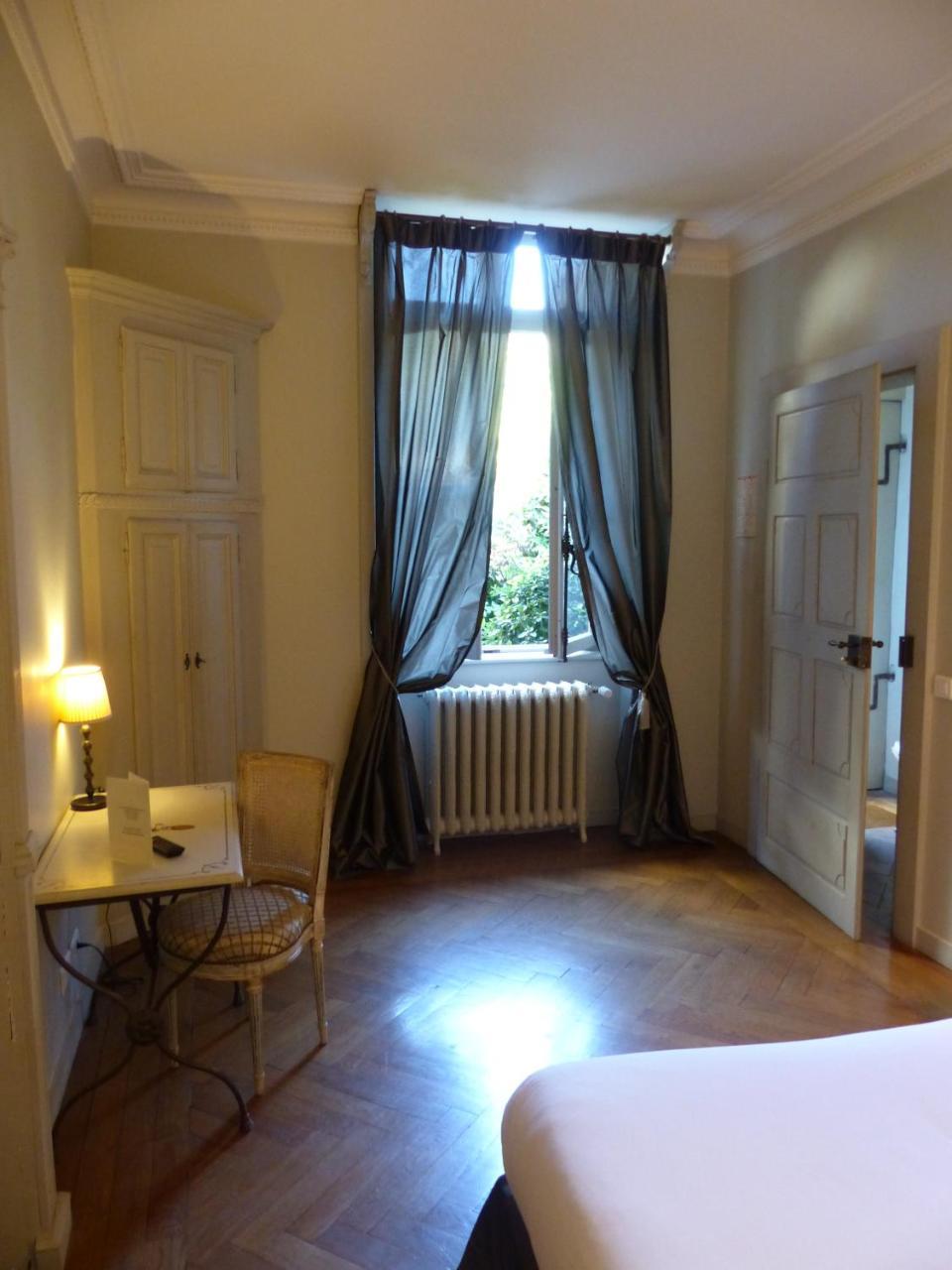Residence Charles Quint Μπεζανσόν Εξωτερικό φωτογραφία